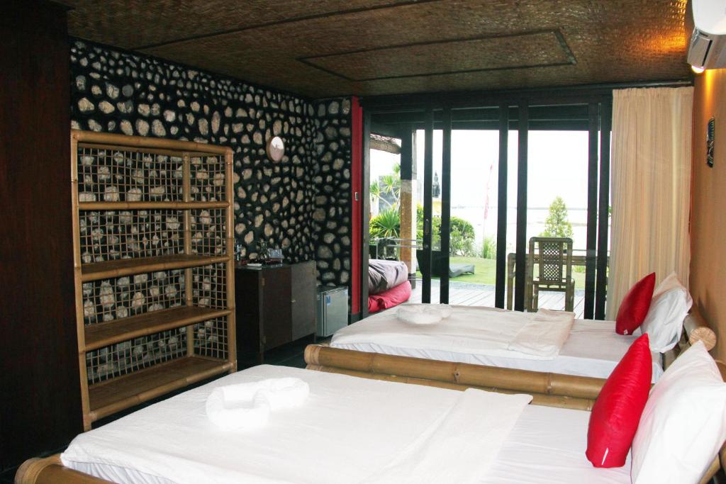 Twin Room Bamboo